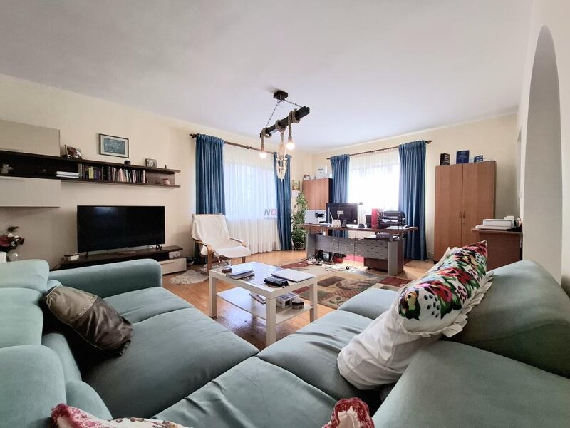 Buda, Cornetu, vila 7 camere, curte, 959 mp,  comision 0%