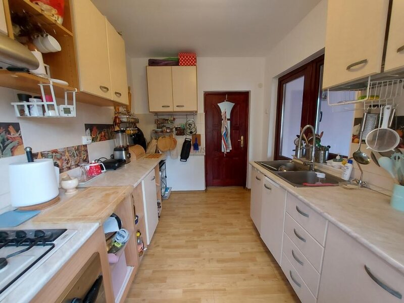 Buda, Cornetu, vila 7 camere, curte, 959 mp,  comision 0%