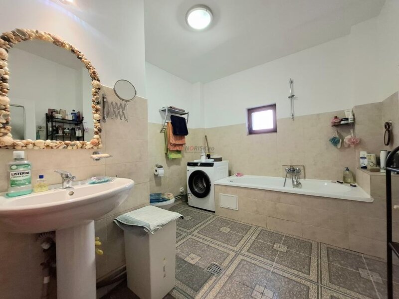 Buda, Cornetu, vila 7 camere, curte, 959 mp,  comision 0%